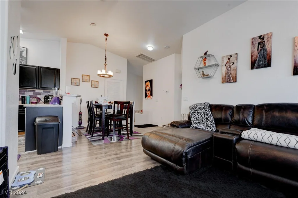 8687 Roping Rodeo, Las Vegas, NV 89178