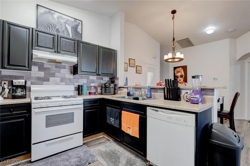 8687 Roping Rodeo, Las Vegas, NV 89178