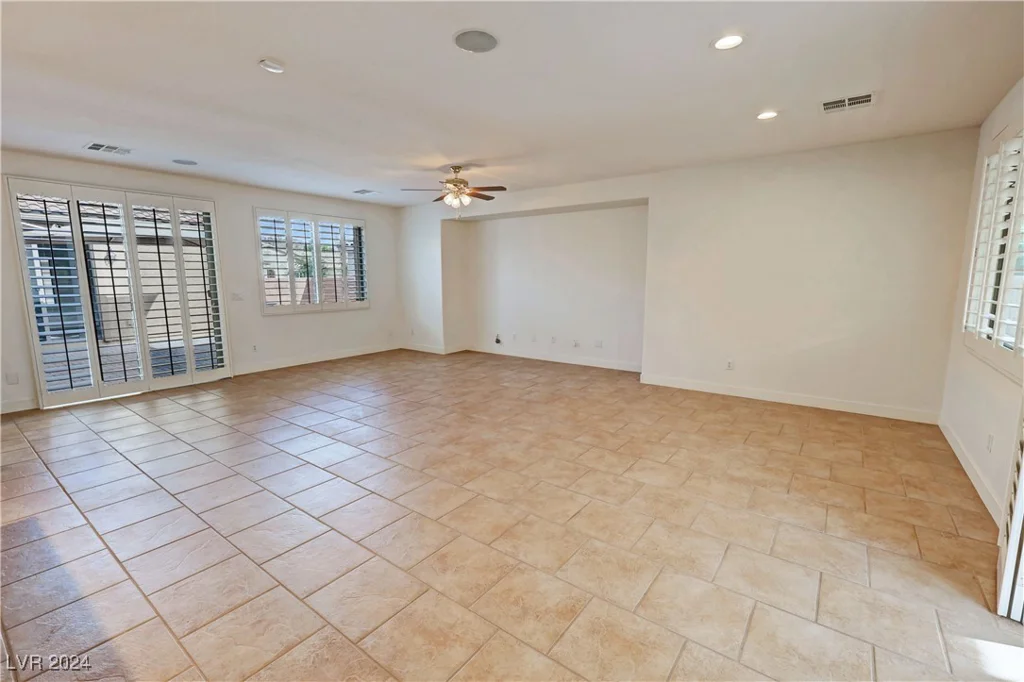 5365 VOLTERRA, Pahrump, NV 89061