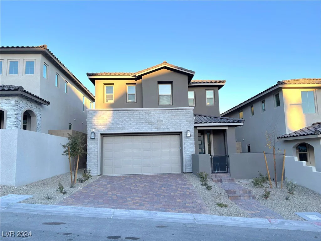 2208 Fish Hawk, Las Vegas, NV 89138