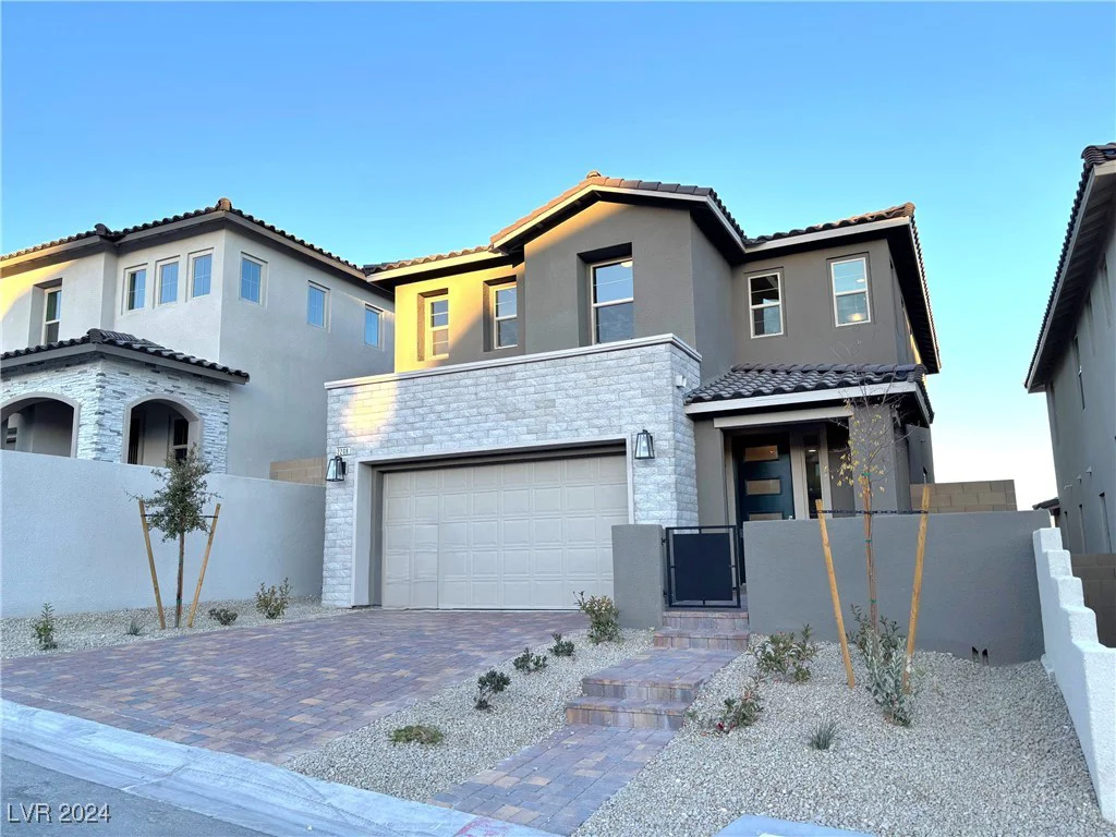 2208 Fish Hawk, Las Vegas, NV 89138