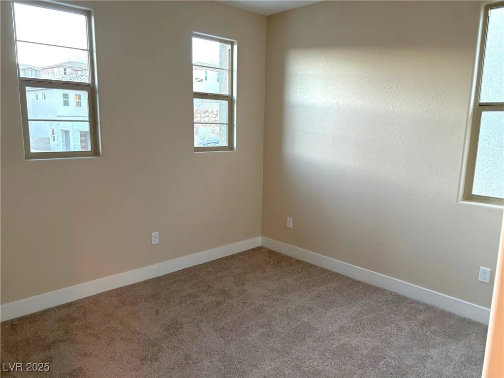 2208 Fish Hawk, Las Vegas, NV 89138