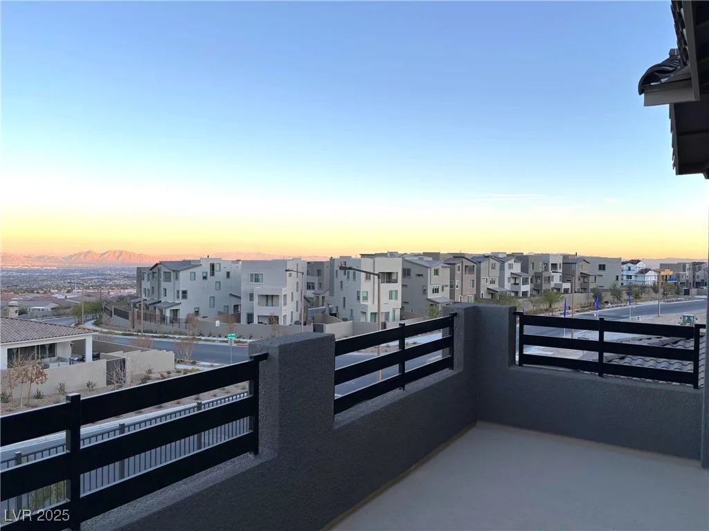 2208 Fish Hawk, Las Vegas, NV 89138