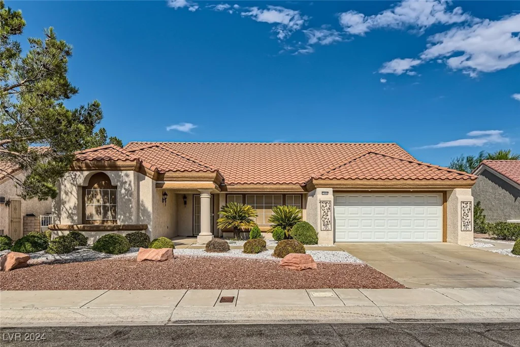2444 Desert Glen, Las Vegas, NV 89134