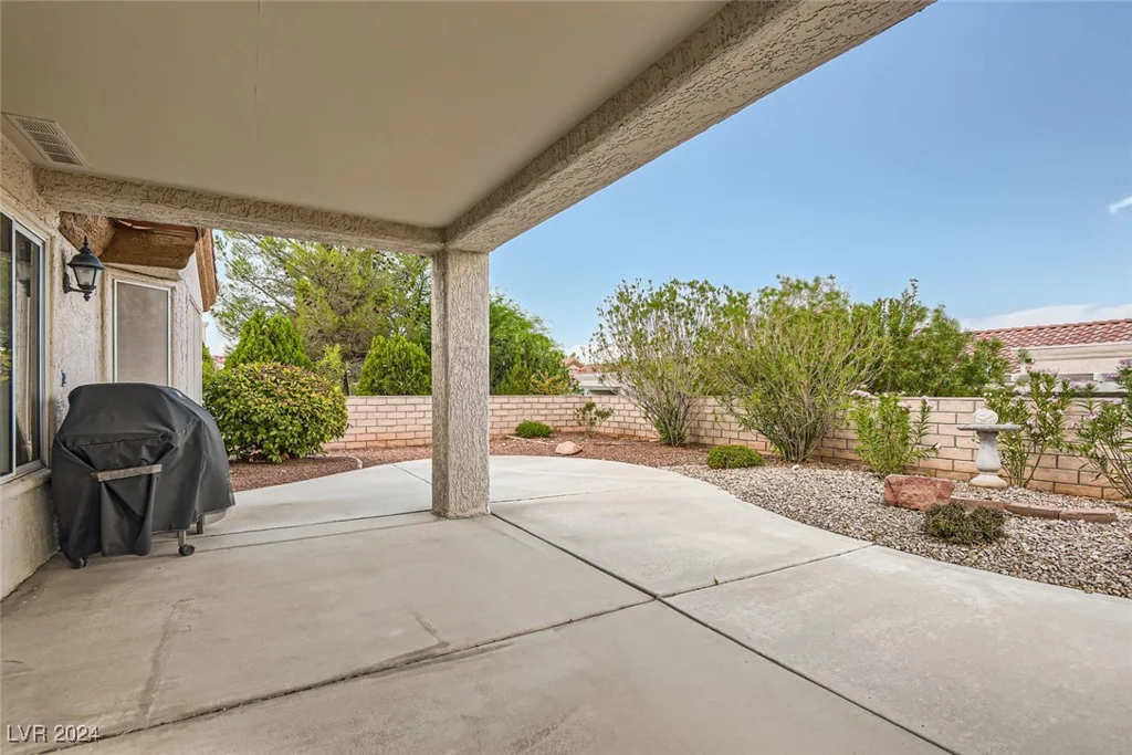 2444 Desert Glen, Las Vegas, NV 89134
