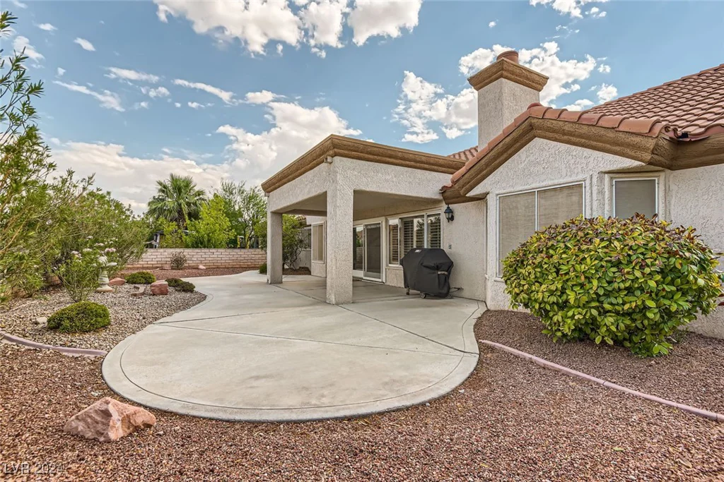 2444 Desert Glen, Las Vegas, NV 89134