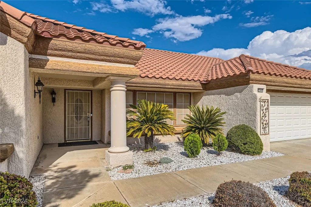 2444 Desert Glen, Las Vegas, NV 89134