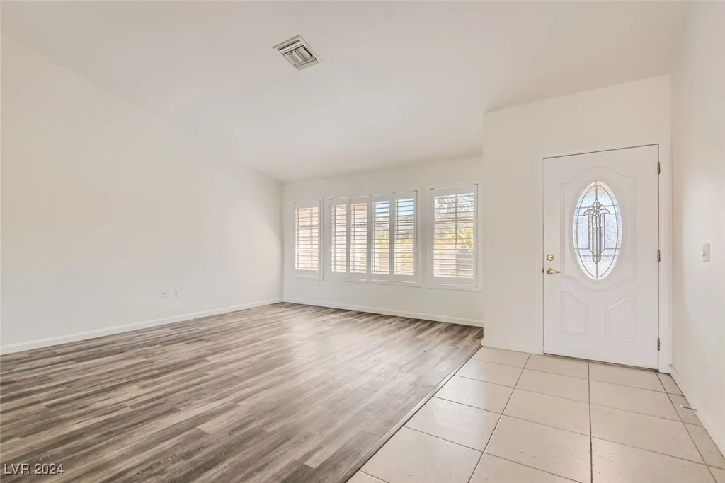 2444 Desert Glen, Las Vegas, NV 89134