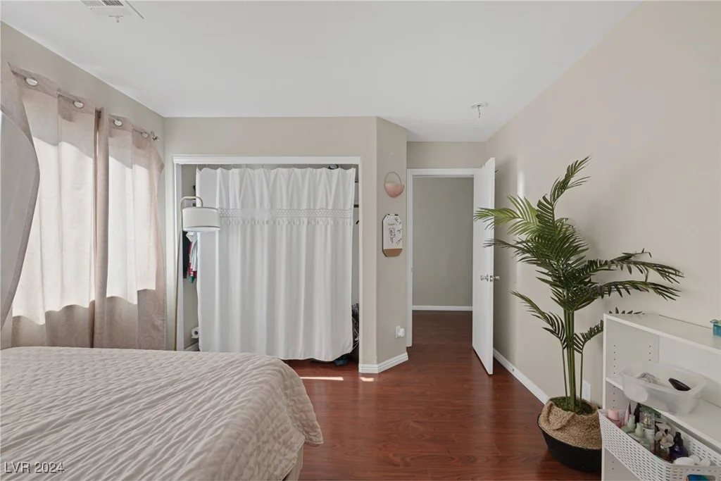 713 Cowboy Cross, North Las Vegas, NV 89081