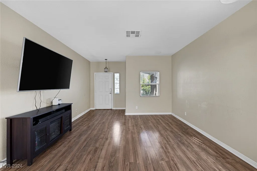 713 Cowboy Cross, North Las Vegas, NV 89081