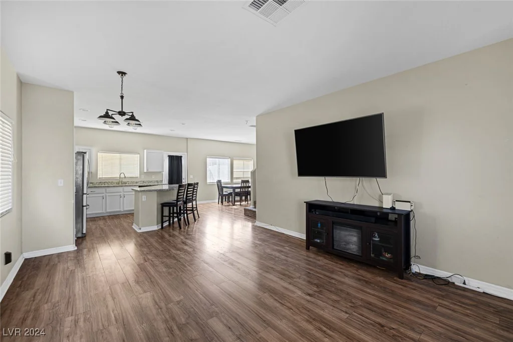 713 Cowboy Cross, North Las Vegas, NV 89081
