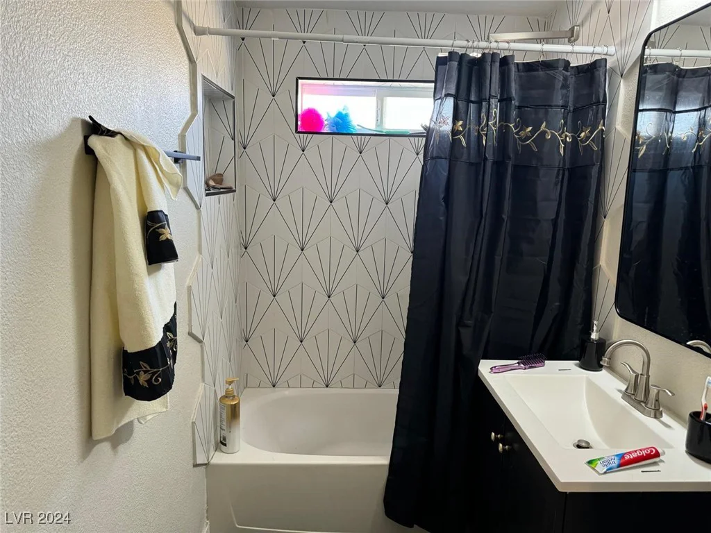 3216 Stanley, North Las Vegas, NV 89030