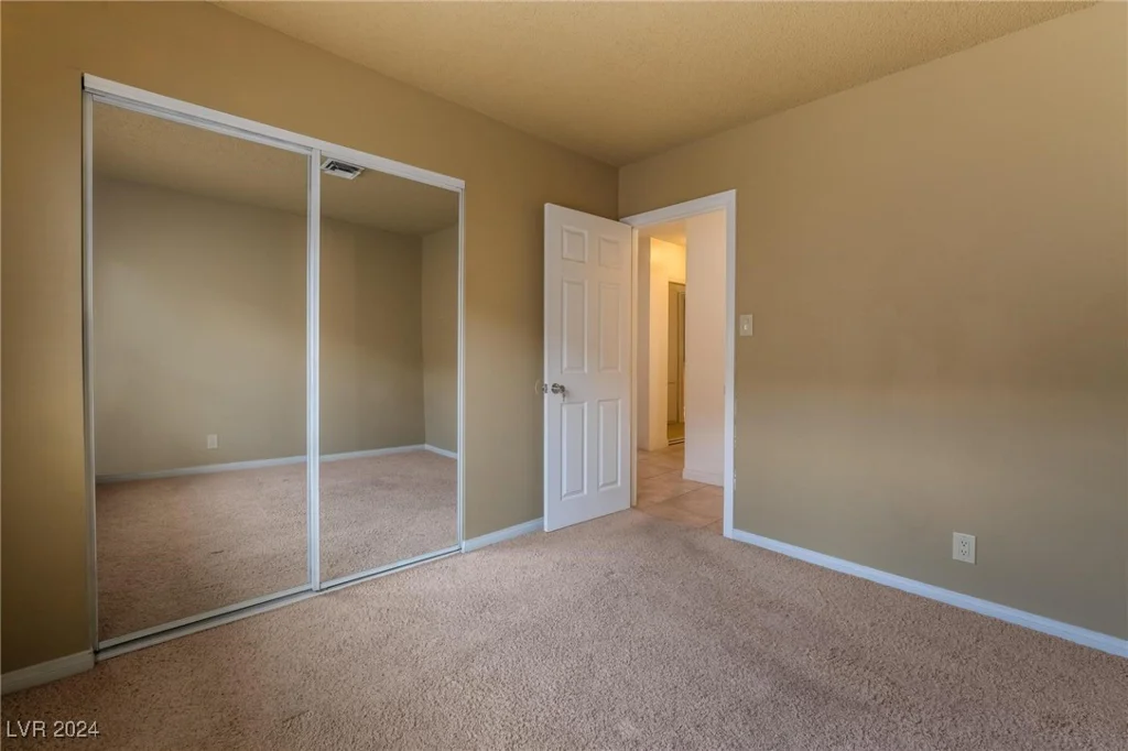 4010 Twain, Las Vegas, NV 89121