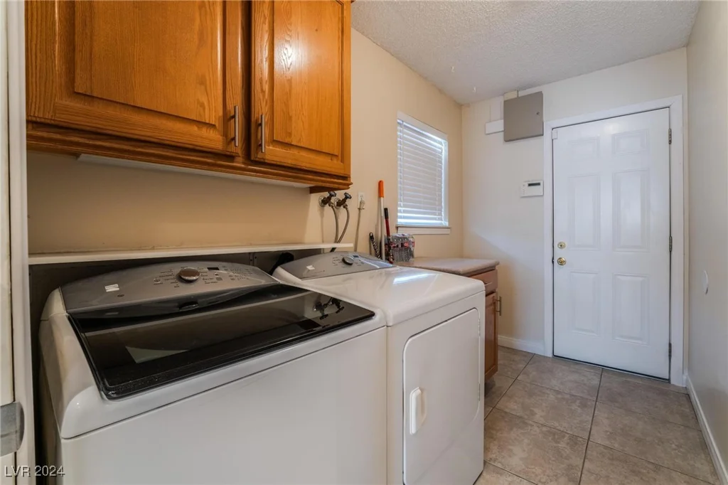 4010 Twain, Las Vegas, NV 89121