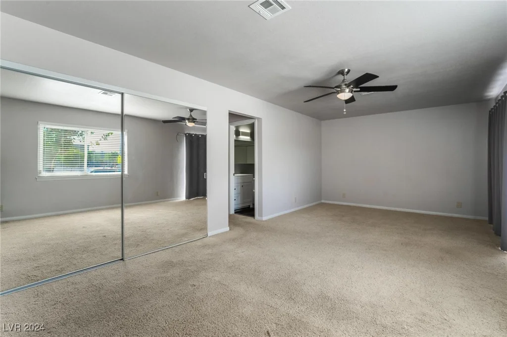 4010 Twain, Las Vegas, NV 89121