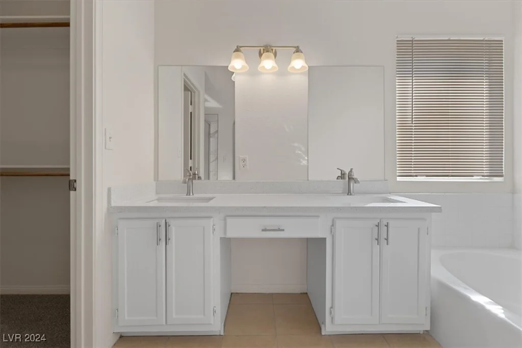 2633 Shakespeare, Las Vegas, NV 89108