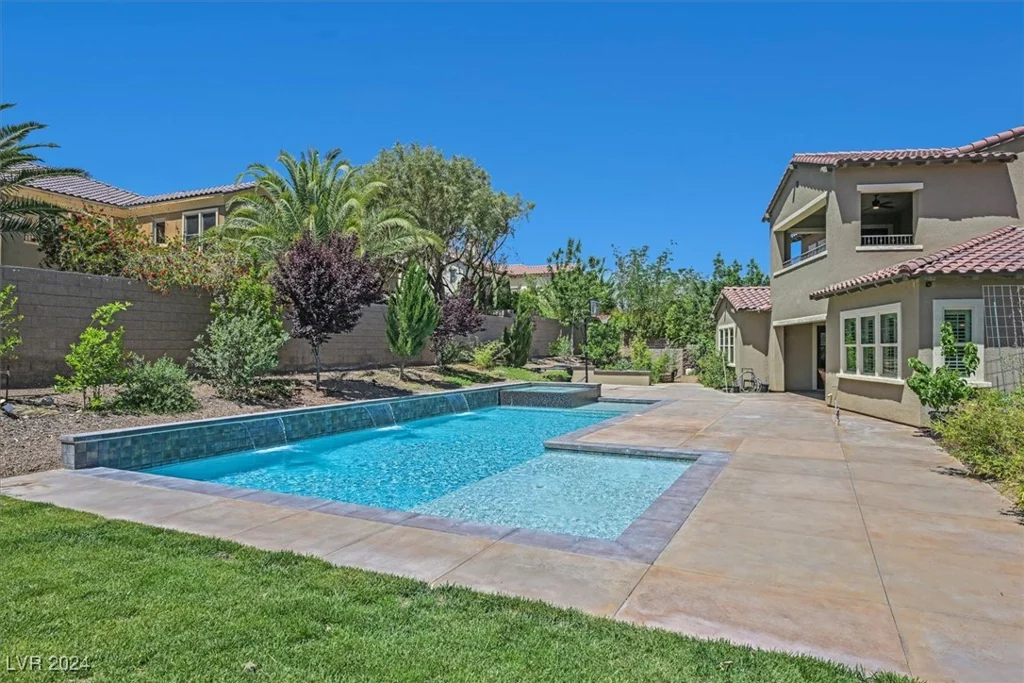 4093 San Franchesca, Las Vegas, NV 89141