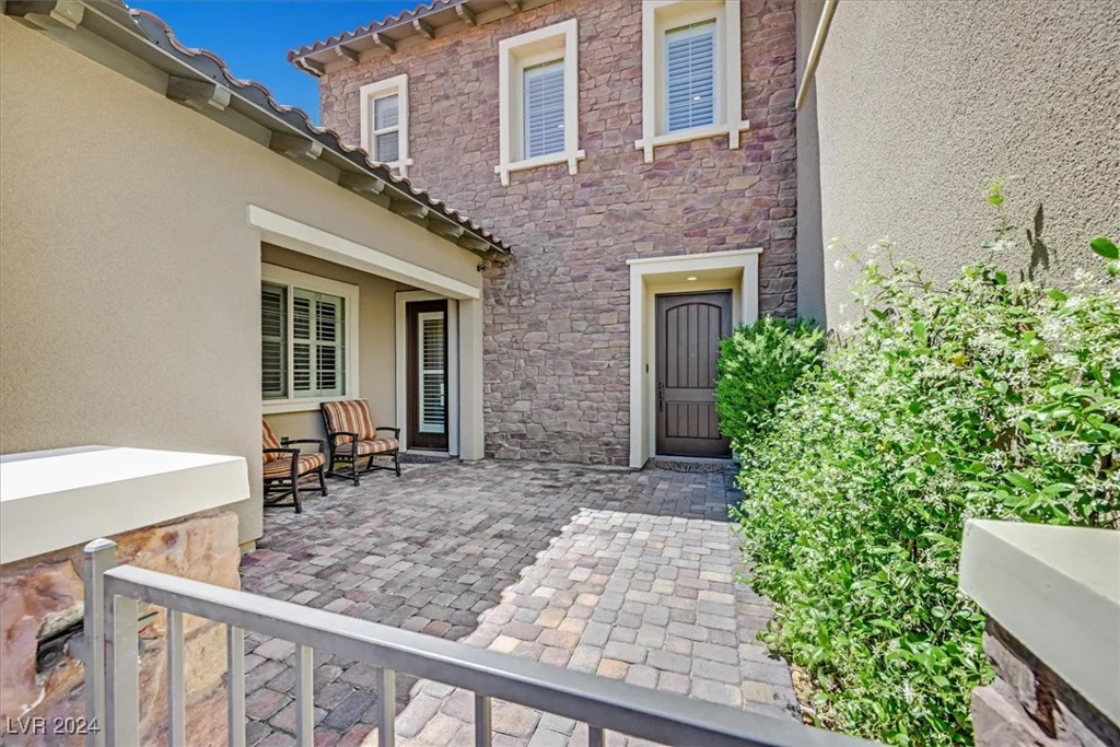 4093 San Franchesca, Las Vegas, NV 89141