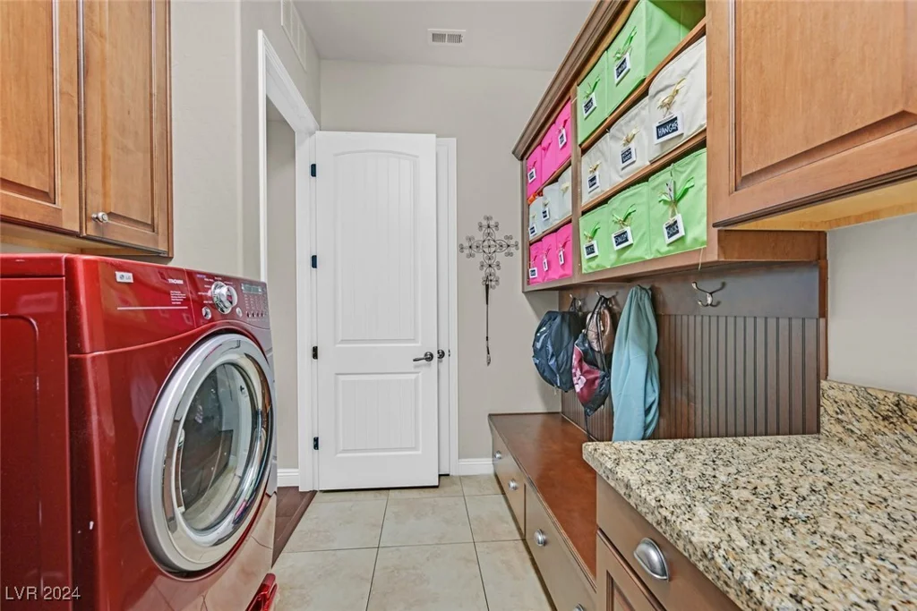 4093 San Franchesca, Las Vegas, NV 89141