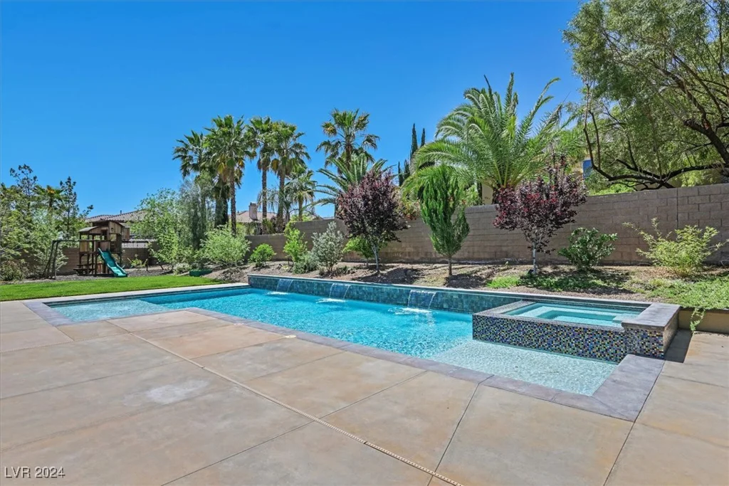 4093 San Franchesca, Las Vegas, NV 89141