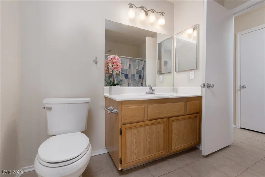 3630 Newton Falls, North Las Vegas, NV 89032