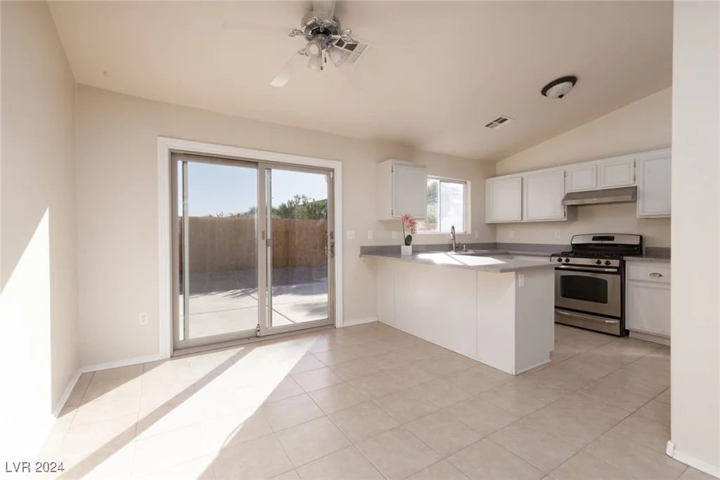 3630 Newton Falls, North Las Vegas, NV 89032