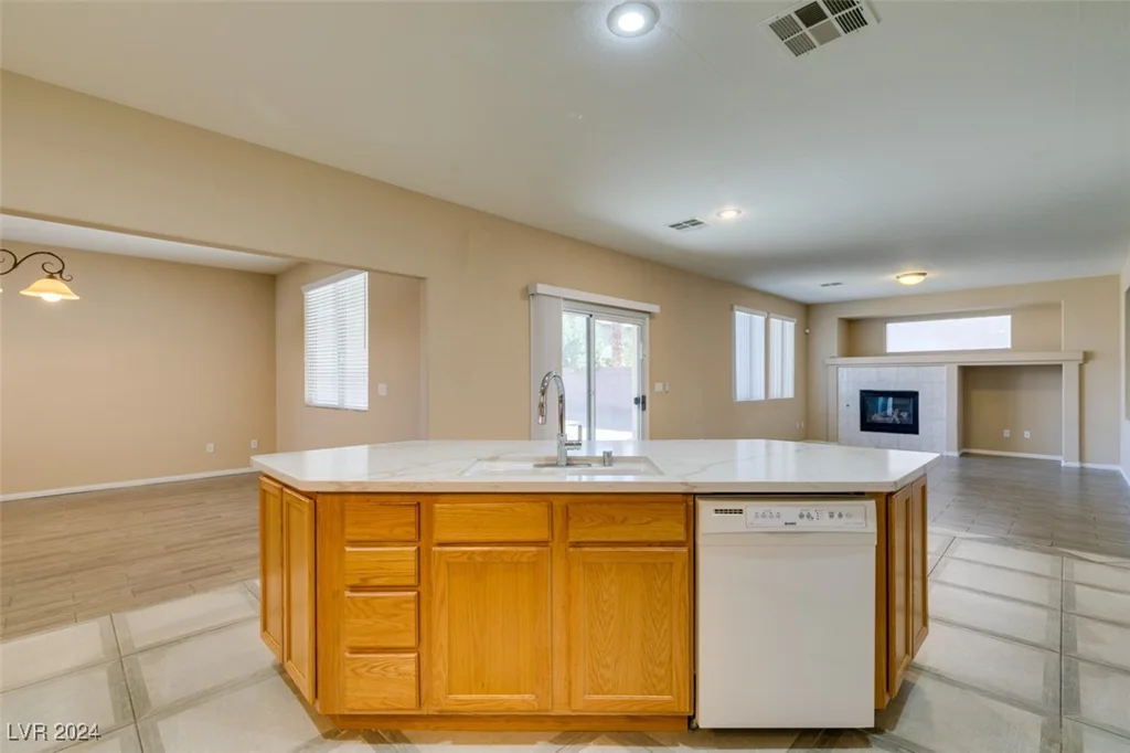 26 Drawback, Henderson, NV 89012