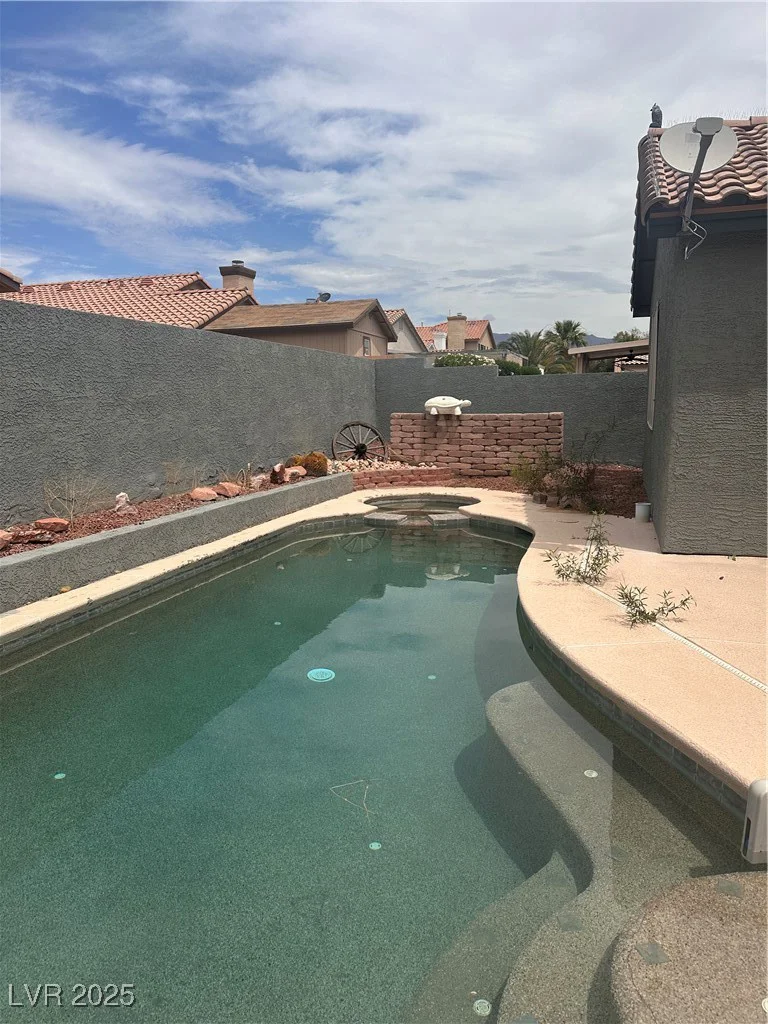 5025 Vista Loma, North Las Vegas, NV 89031