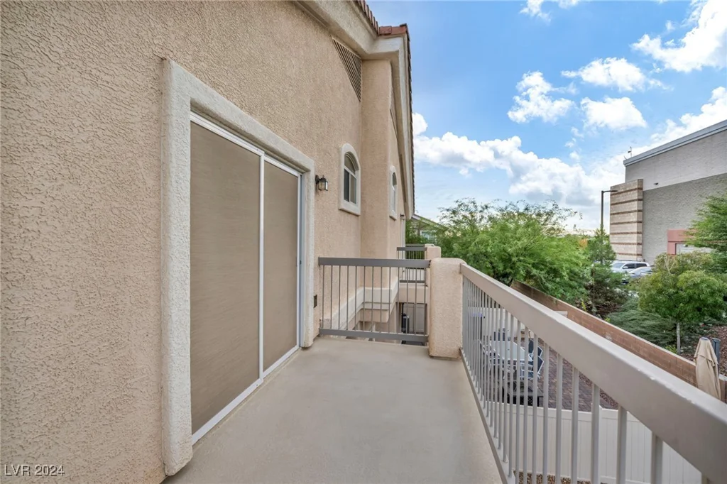 6041 Riverwalk Falls, North Las Vegas, NV 89031