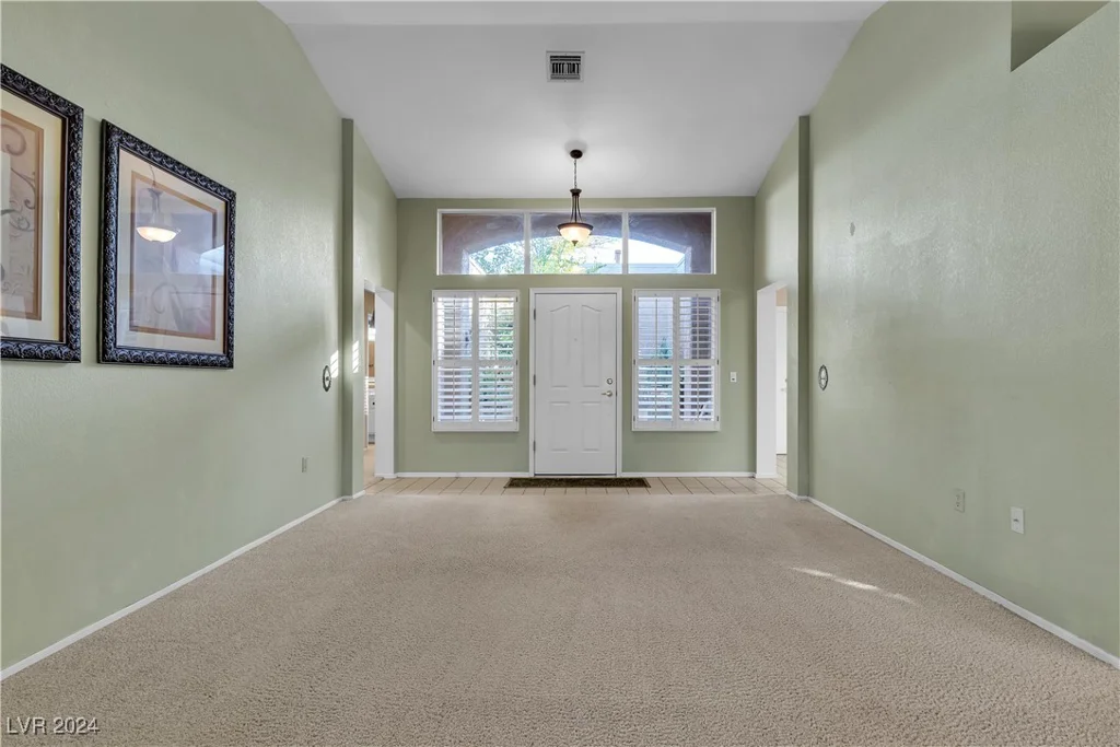 8612 Desert Holly, Las Vegas, NV 89134