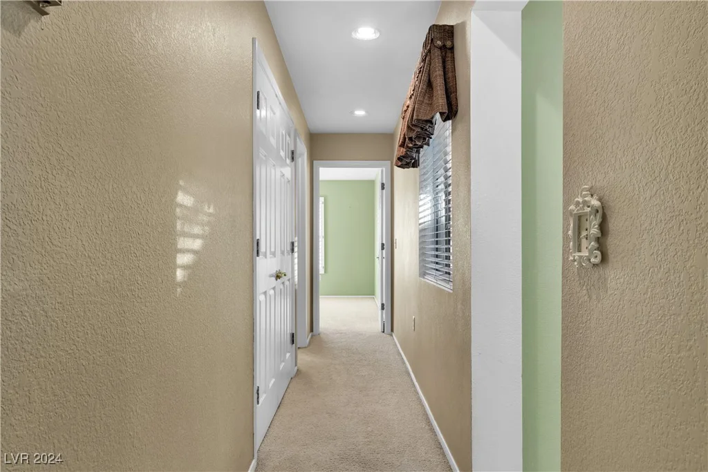 8612 Desert Holly, Las Vegas, NV 89134