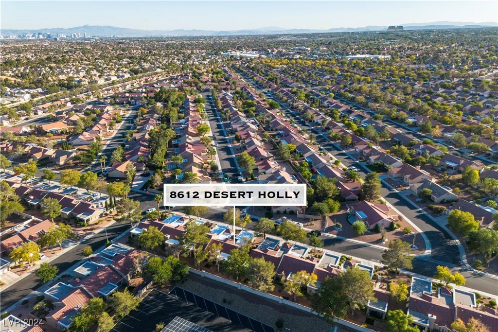 8612 Desert Holly, Las Vegas, NV 89134