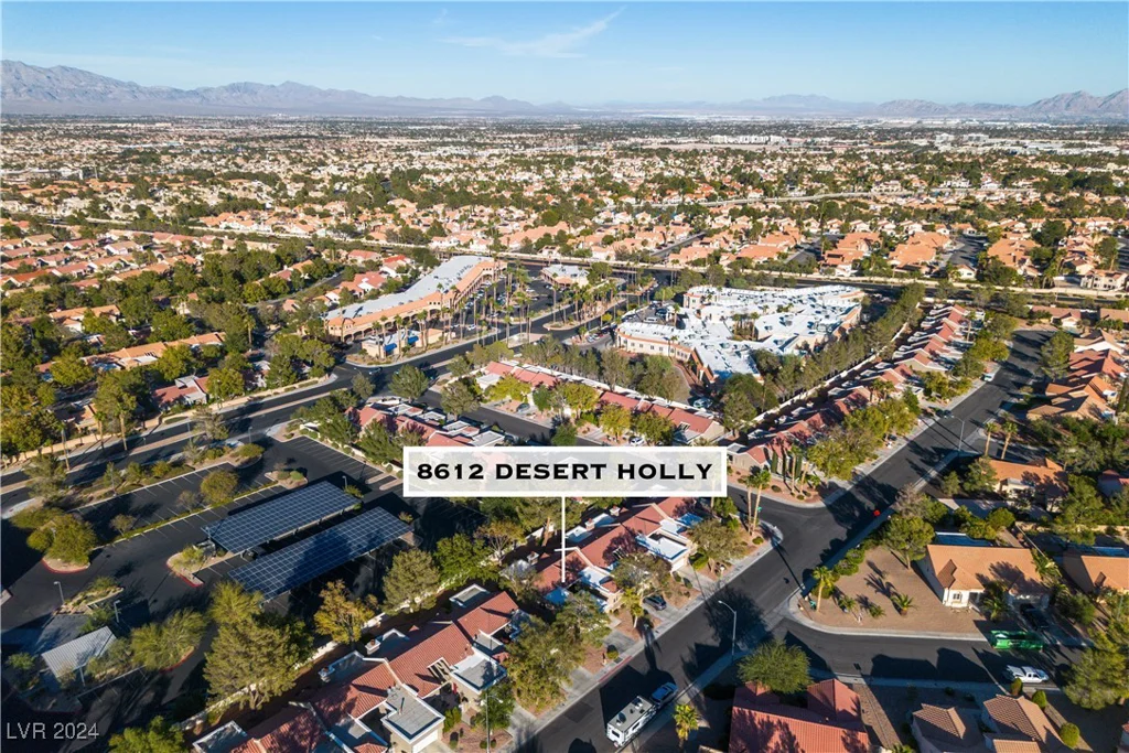 8612 Desert Holly, Las Vegas, NV 89134