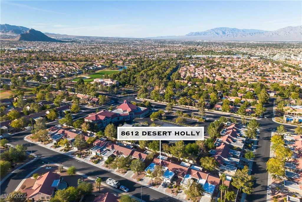 8612 Desert Holly, Las Vegas, NV 89134