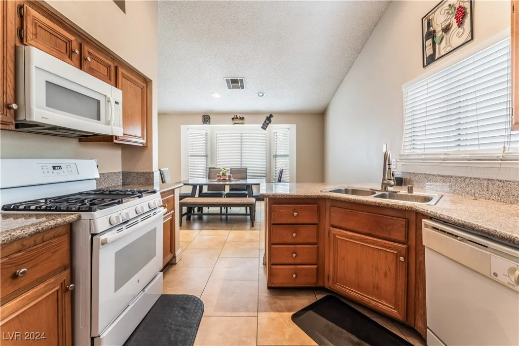 2837 Sterling Silver, Las Vegas, NV 89108