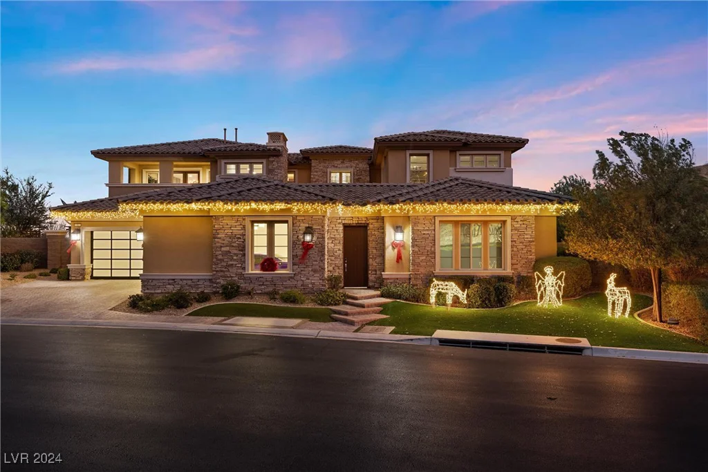 4 Olympia Chase, Las Vegas, NV 89141