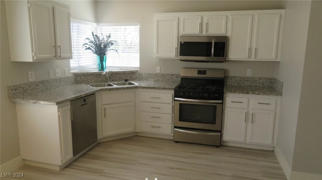 4916 Lone Vista, North Las Vegas, NV 89031