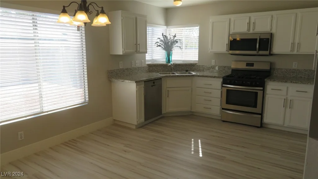 4916 Lone Vista, North Las Vegas, NV 89031