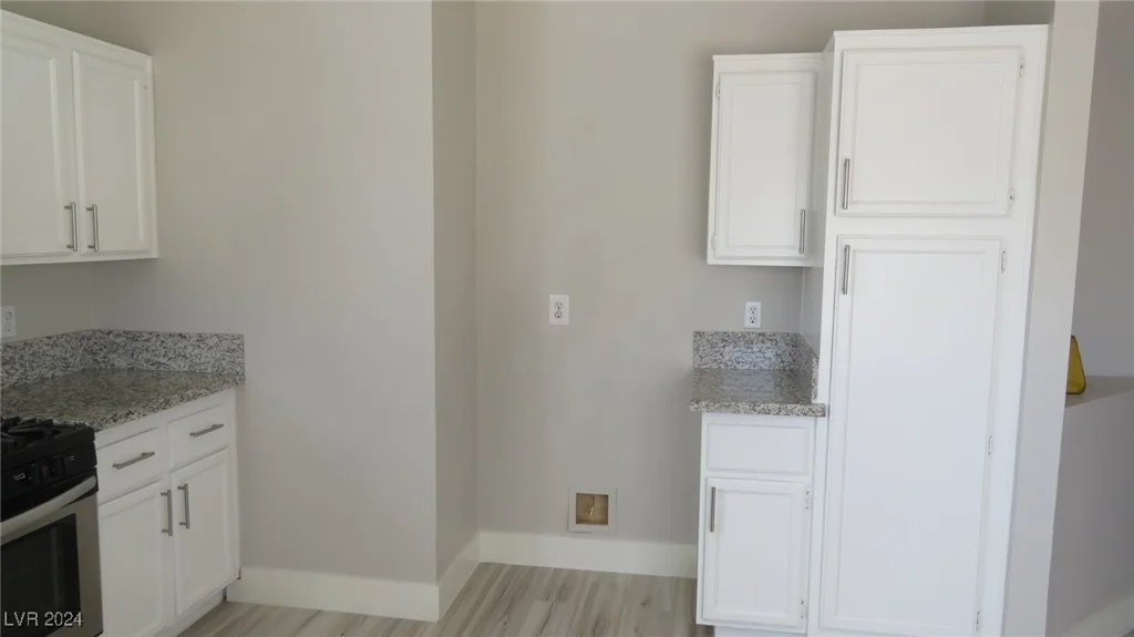 4916 Lone Vista, North Las Vegas, NV 89031