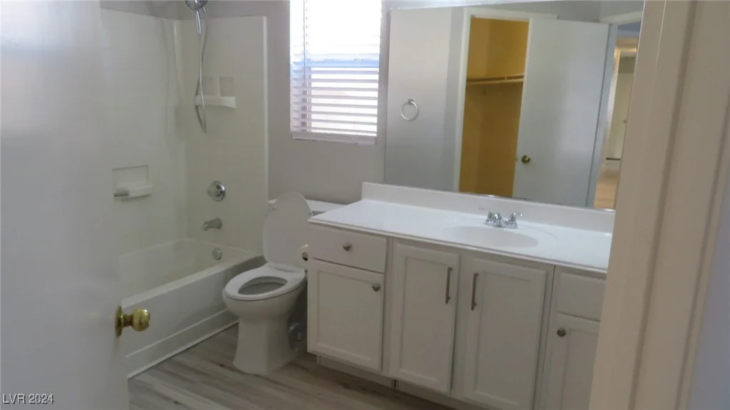 4916 Lone Vista, North Las Vegas, NV 89031