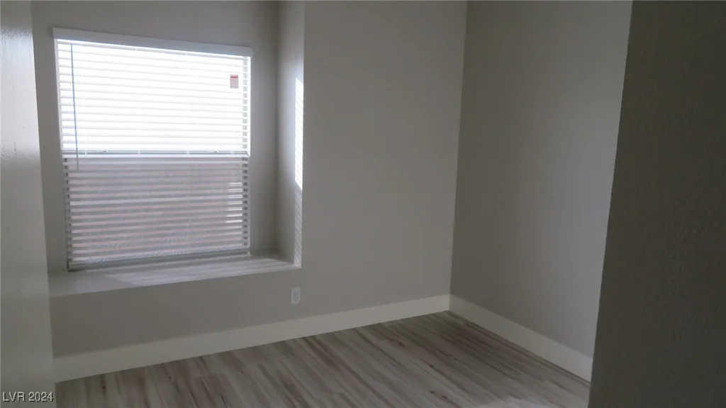 4916 Lone Vista, North Las Vegas, NV 89031