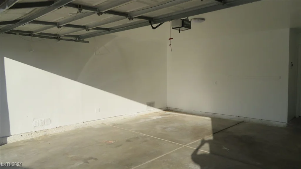 4916 Lone Vista, North Las Vegas, NV 89031