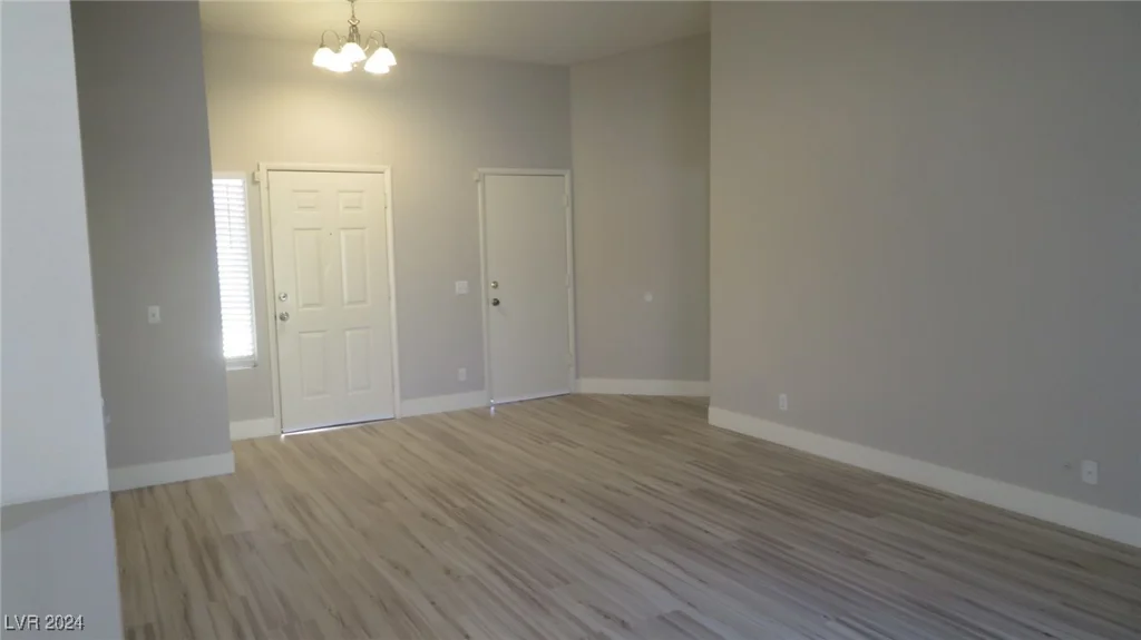 4916 Lone Vista, North Las Vegas, NV 89031