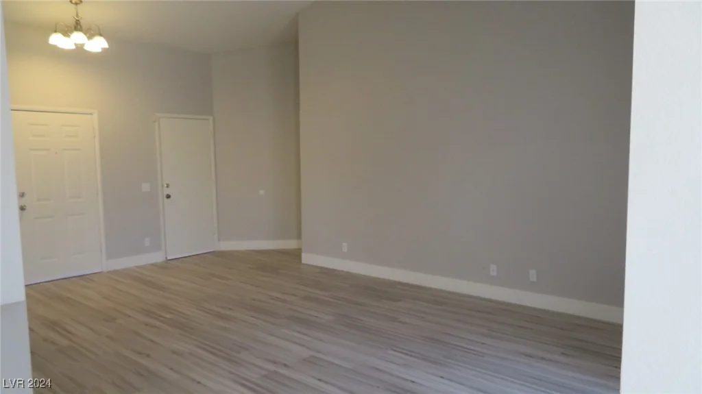 4916 Lone Vista, North Las Vegas, NV 89031