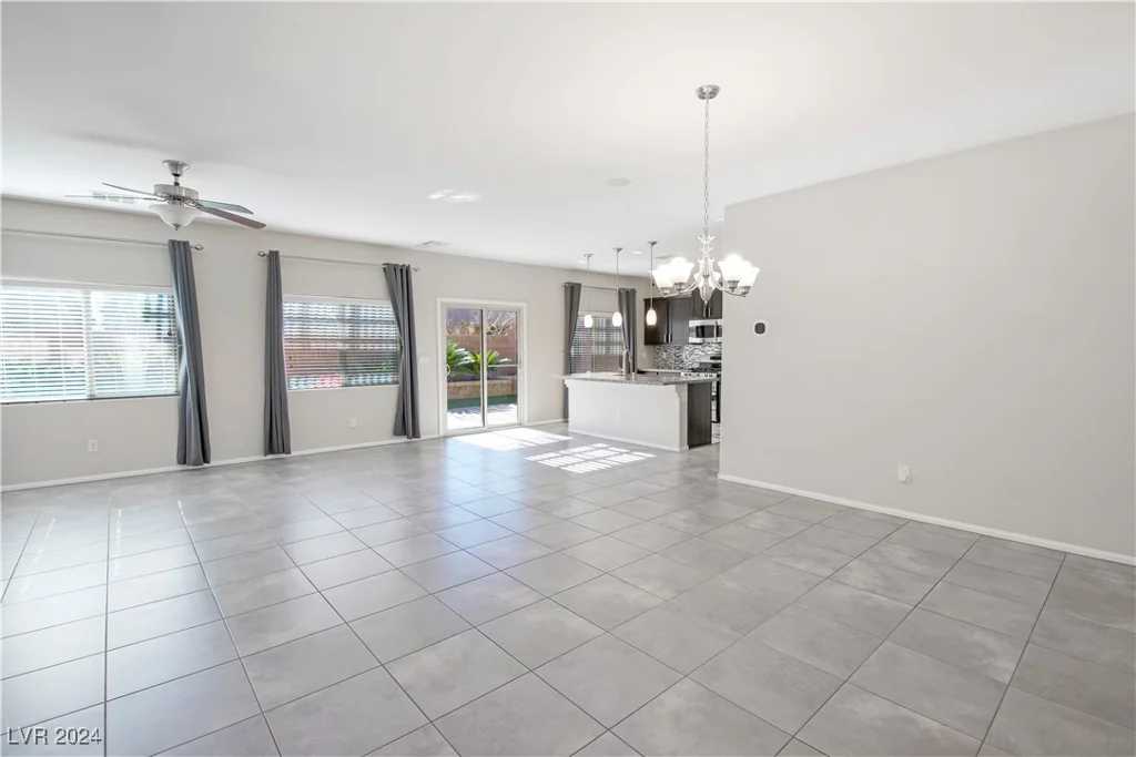9329 Forest Meadows, Las Vegas, NV 89149