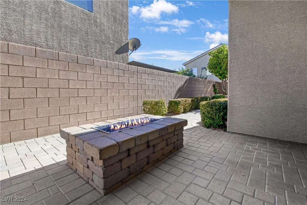 9329 Forest Meadows, Las Vegas, NV 89149