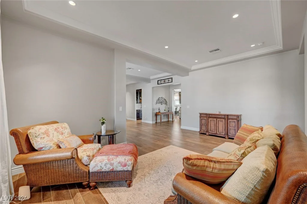 4900 Miller, Las Vegas, NV 89149