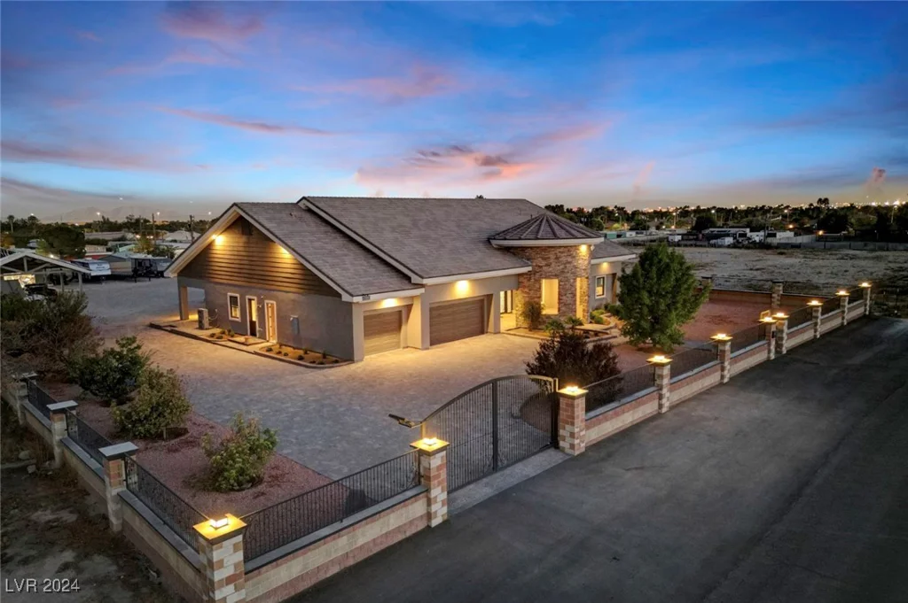 4900 Miller, Las Vegas, NV 89149