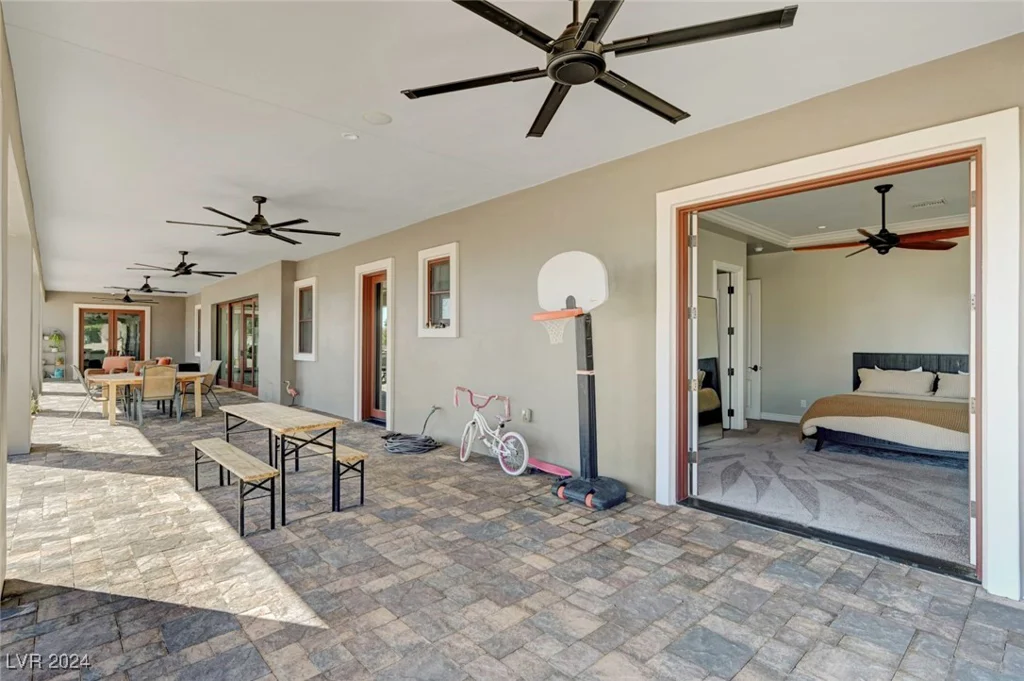 4900 Miller, Las Vegas, NV 89149