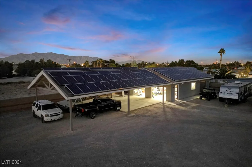 4900 Miller, Las Vegas, NV 89149